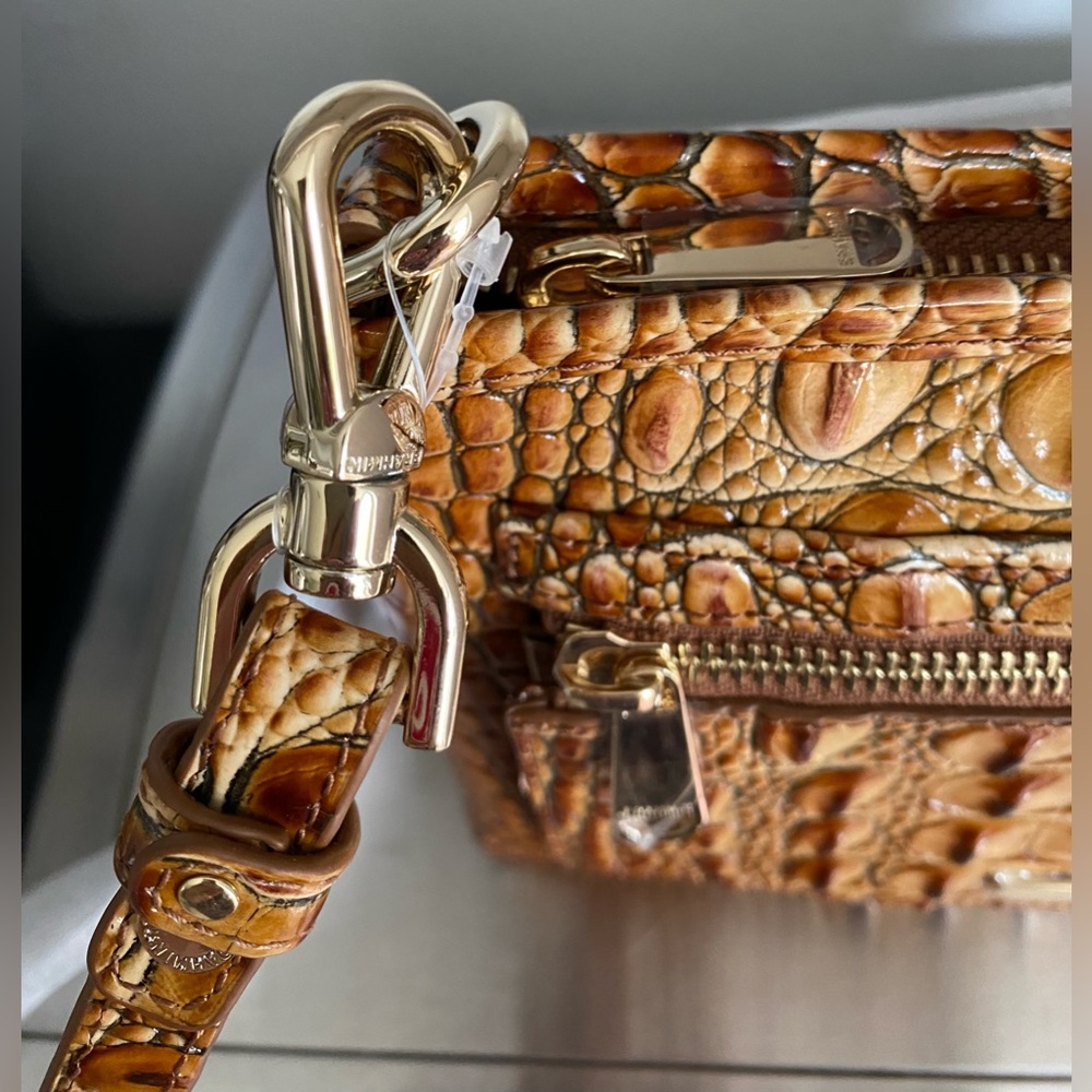 BRAHMIN…CROCODILE EMBOSSED CROSSBODY HANDBAG - Picture 15 of 15